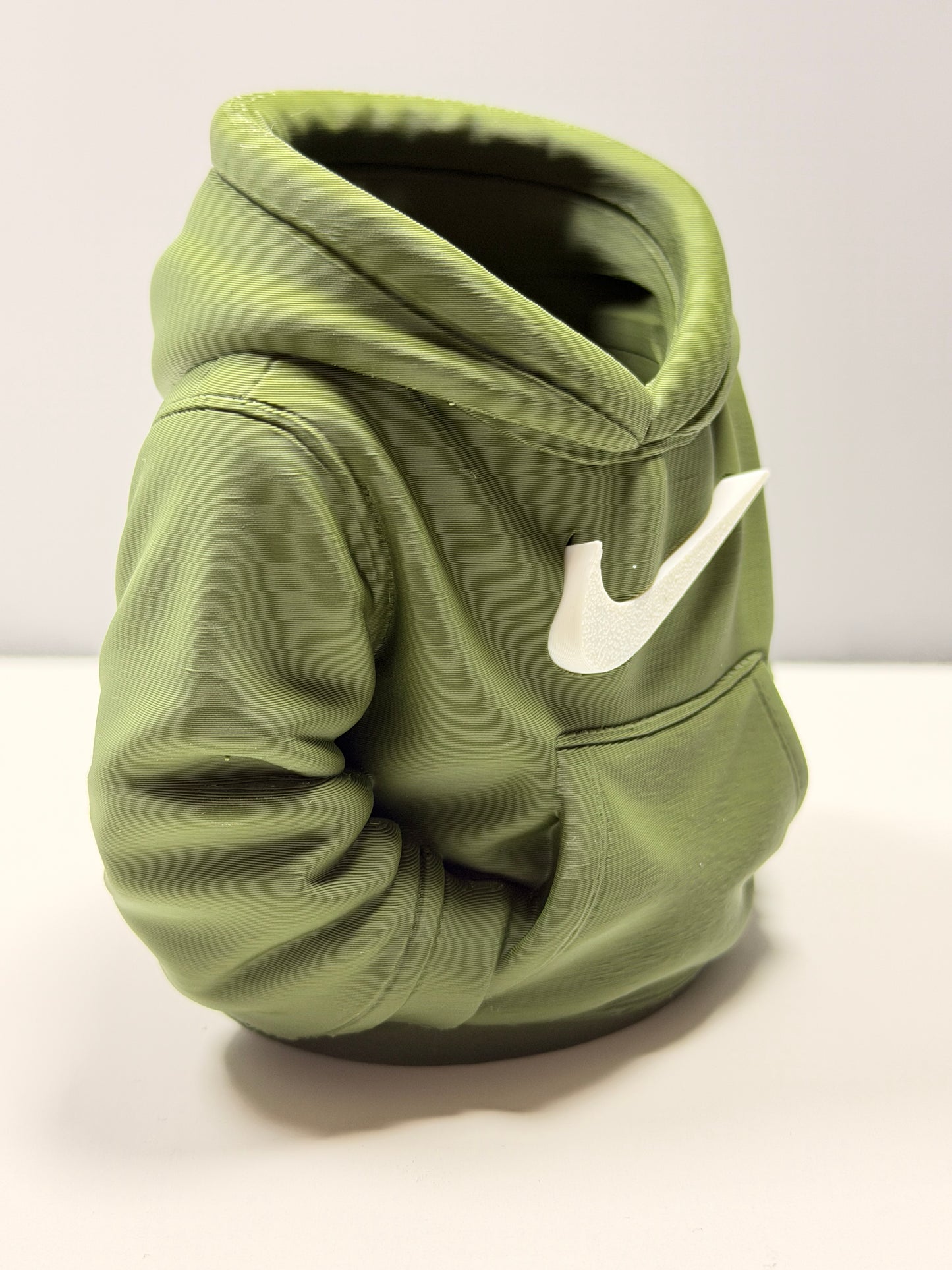 Portapenne / Vaso a Forma di Felpa Nike