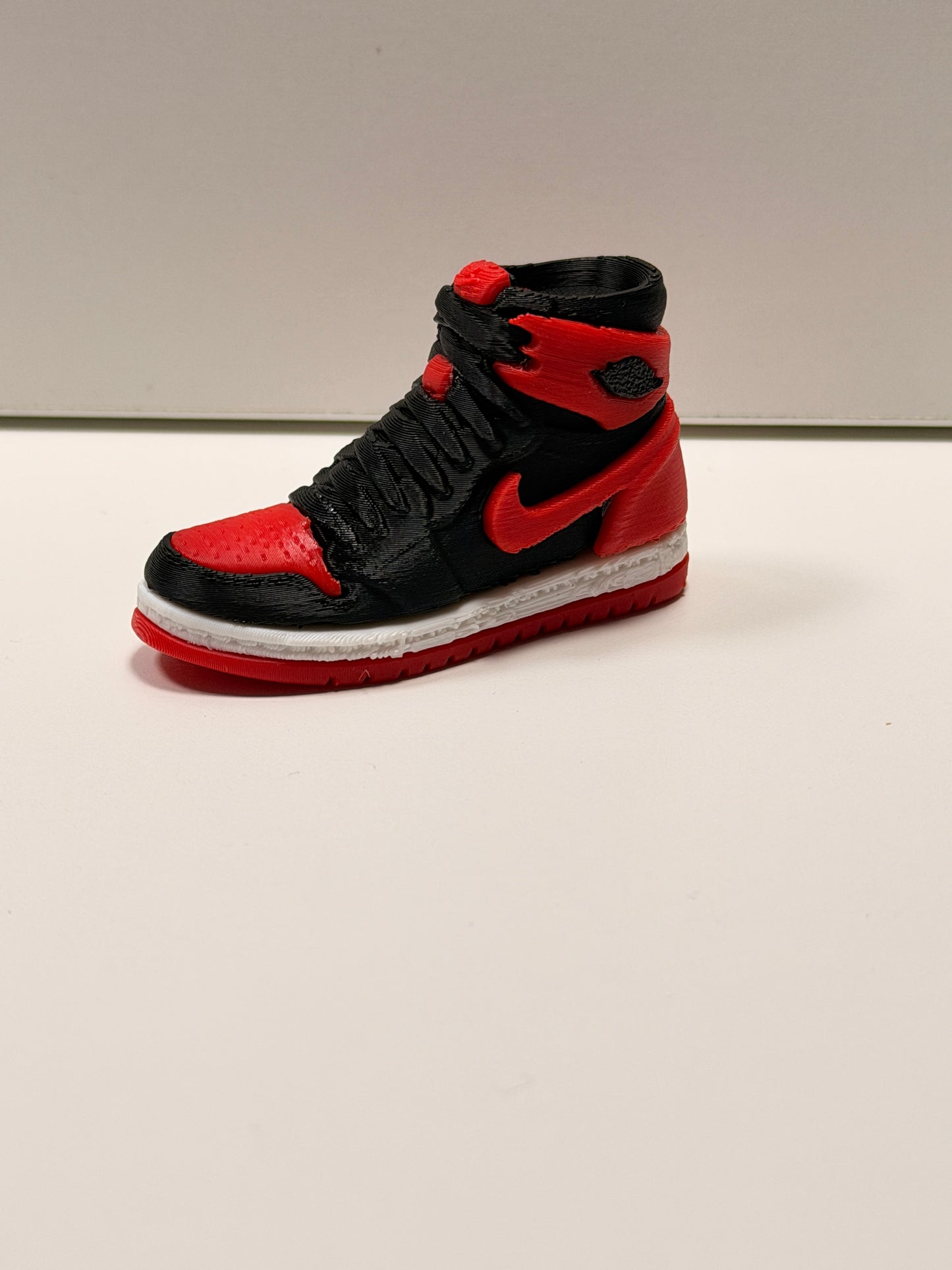 Mini Sneaker Air Jordan 1 "Bred"