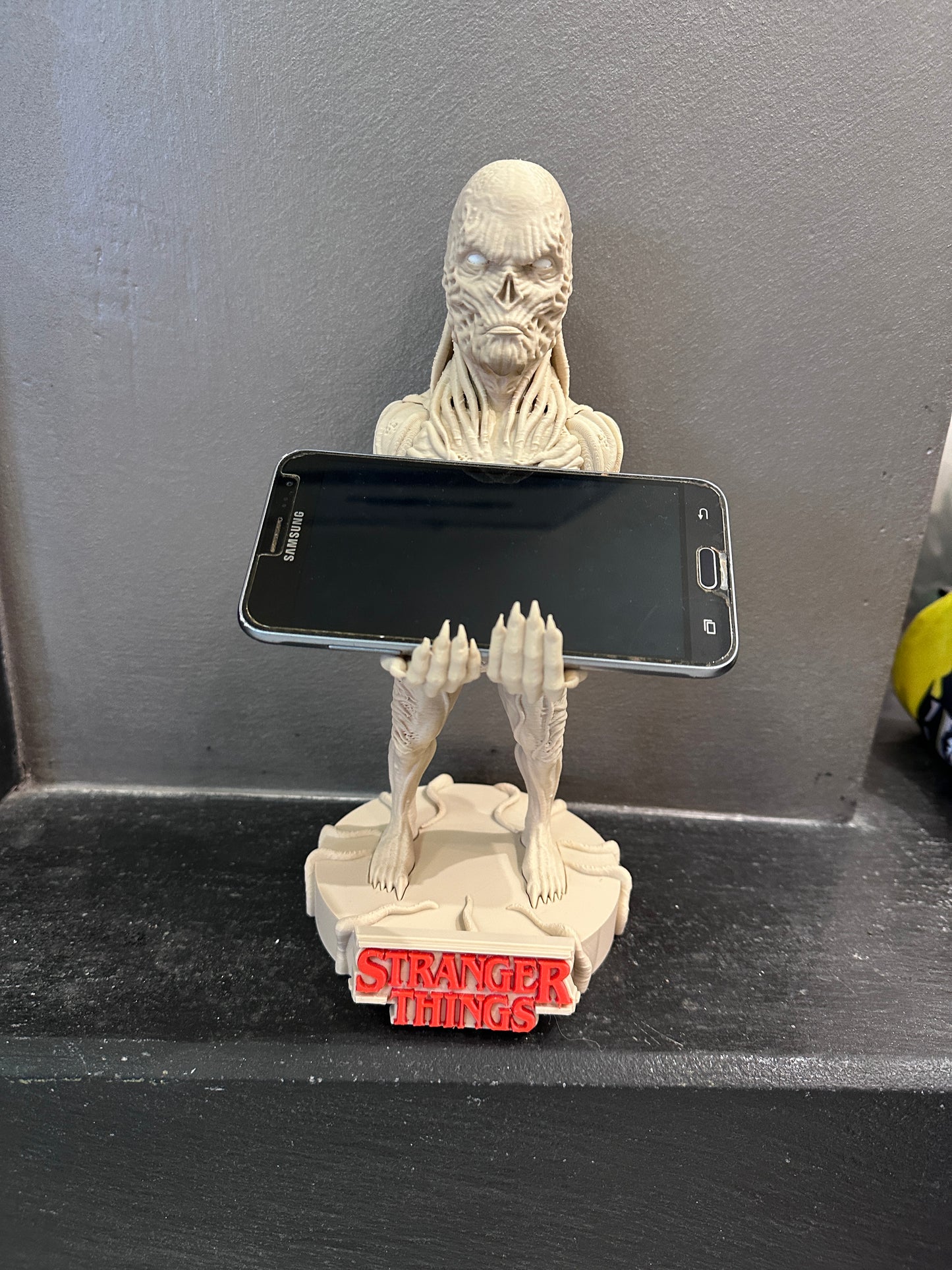 Supporto per controller Vecna Stranger Things