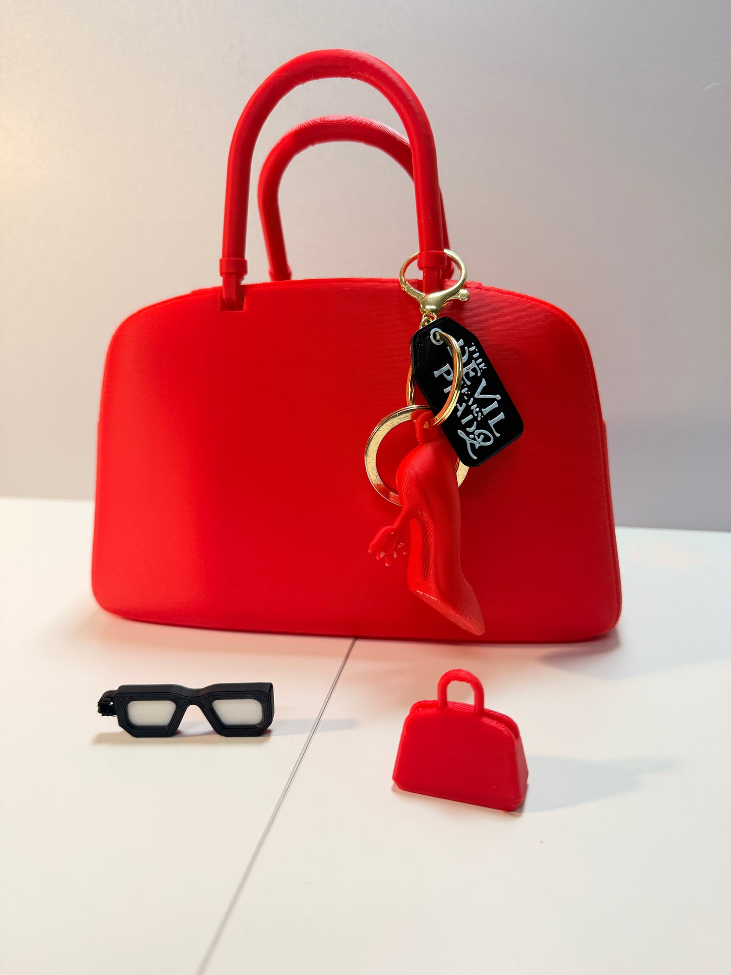 Set "Il Diavolo Veste Prada" in Stampa 3D – Borsa Organizer, Portachiavi e Accessori