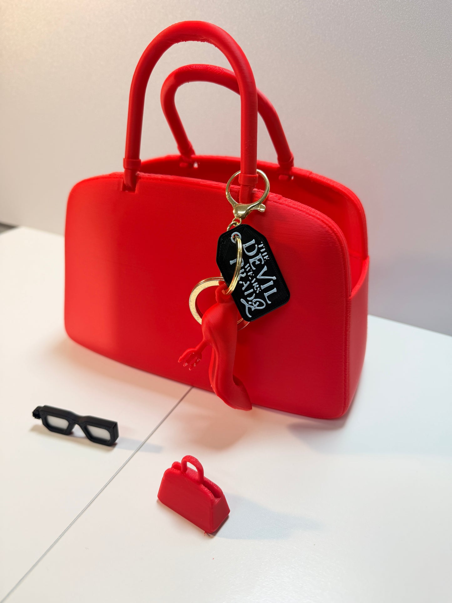 Set "Il Diavolo Veste Prada" in Stampa 3D – Borsa Organizer, Portachiavi e Accessori