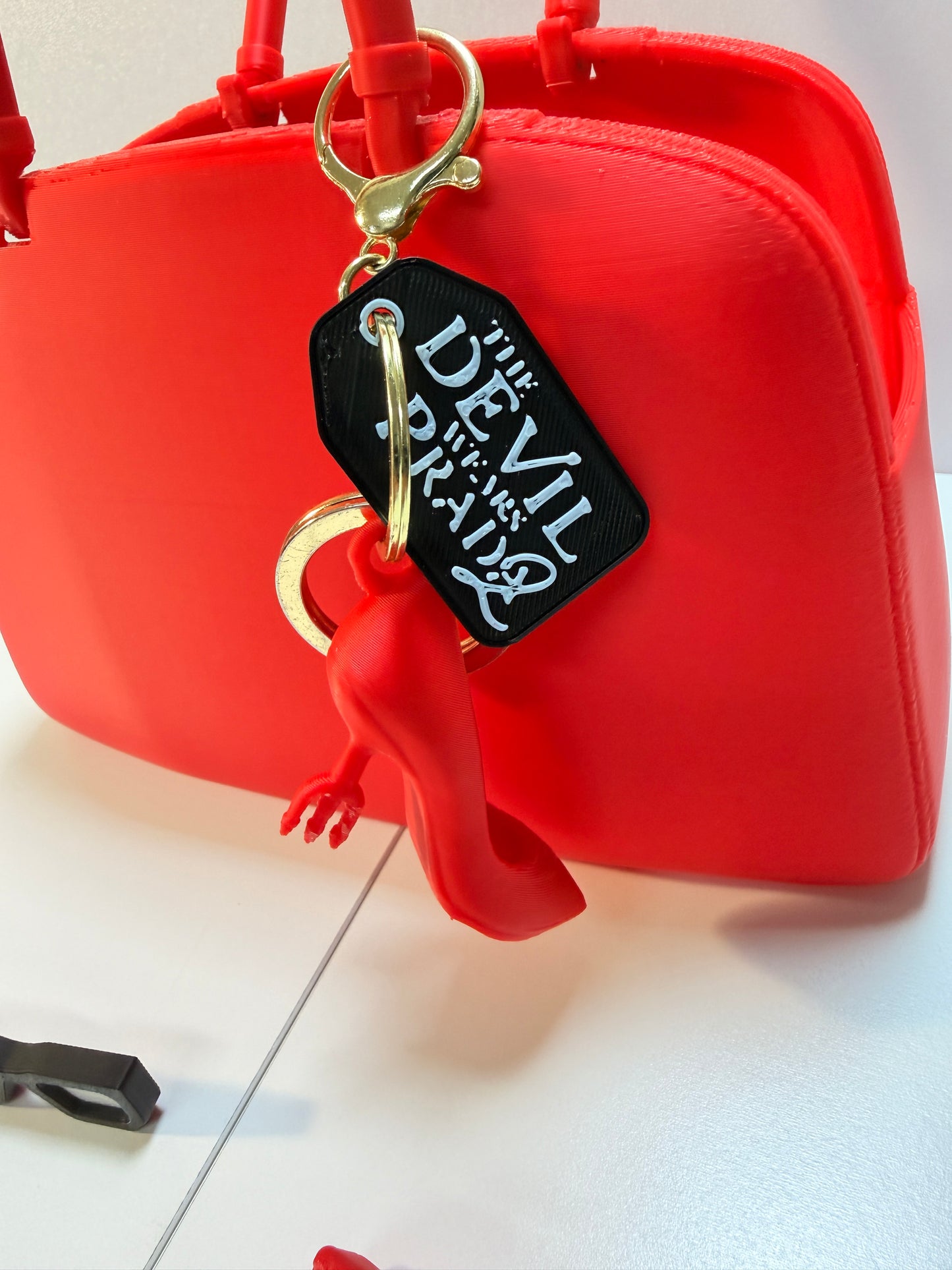 Set "Il Diavolo Veste Prada" in Stampa 3D – Borsa Organizer, Portachiavi e Accessori